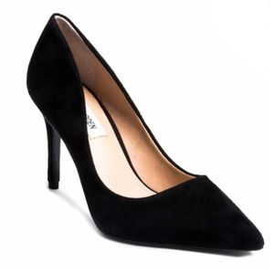 Steve Madden Rose Black Suede Pumps